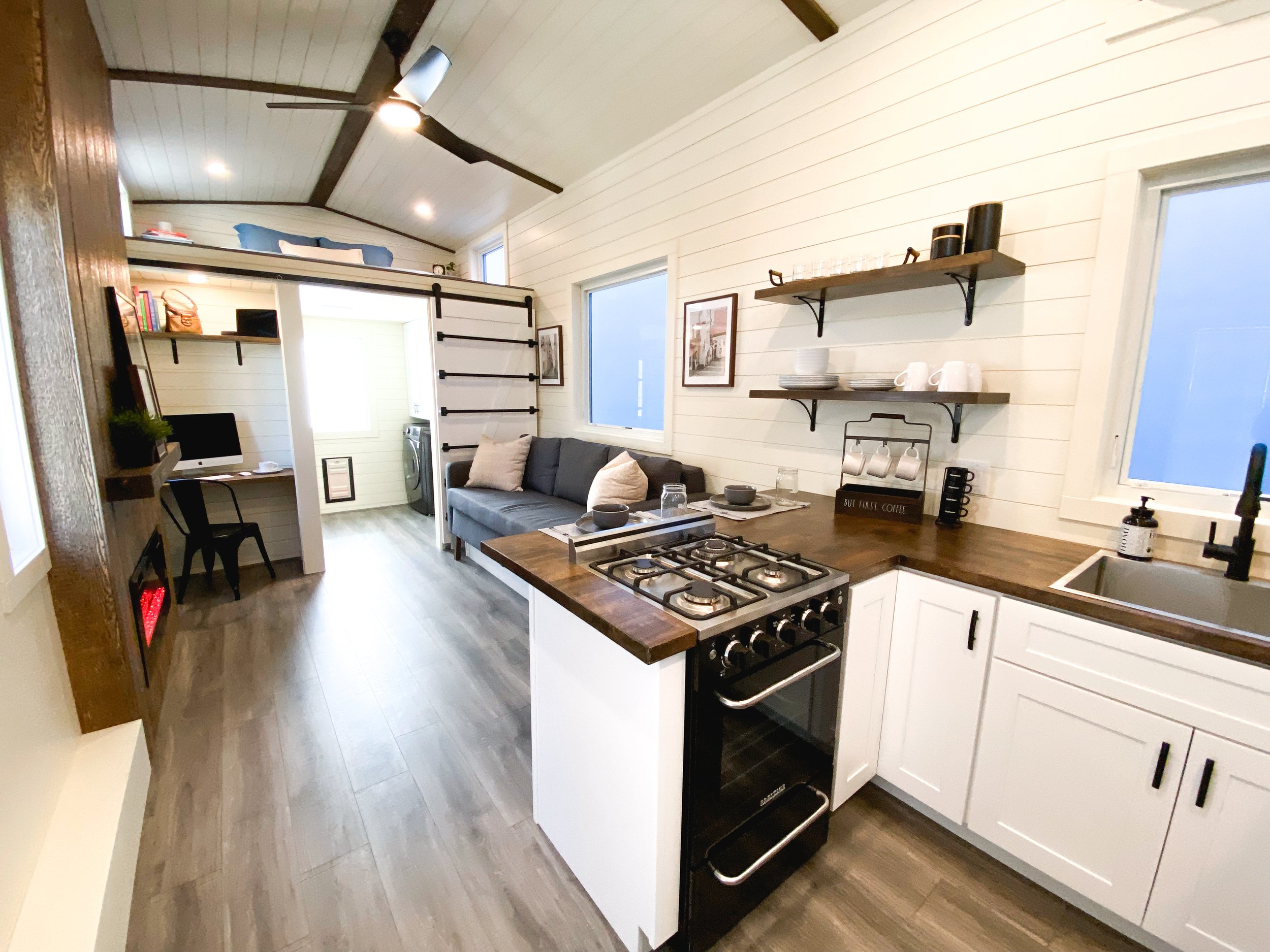 THE CHÂTEAU thumbnail 104