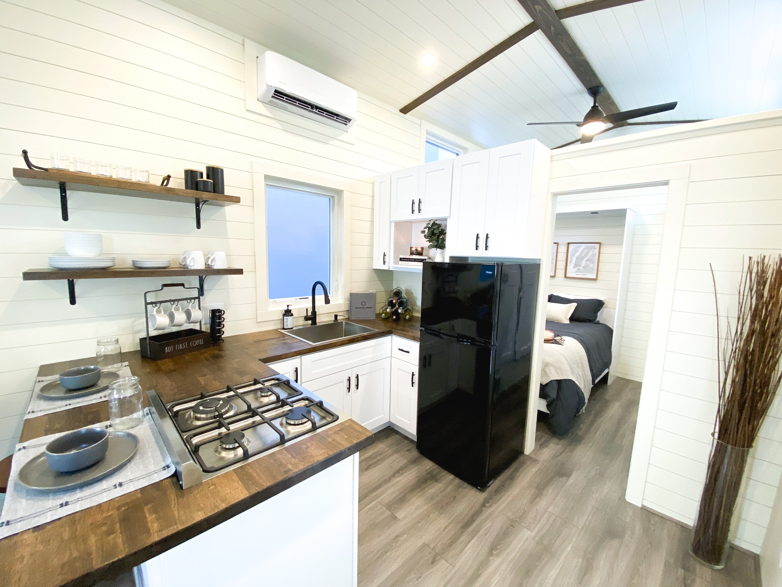 THE CHÂTEAU thumbnail 106