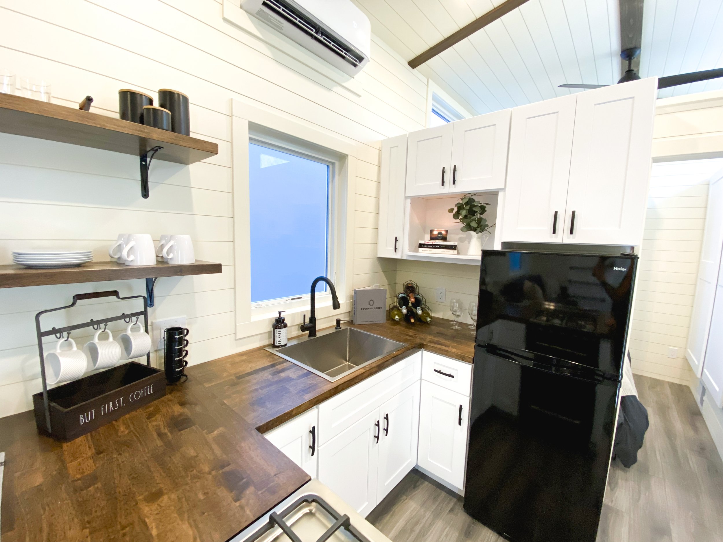 THE CHÂTEAU thumbnail 110