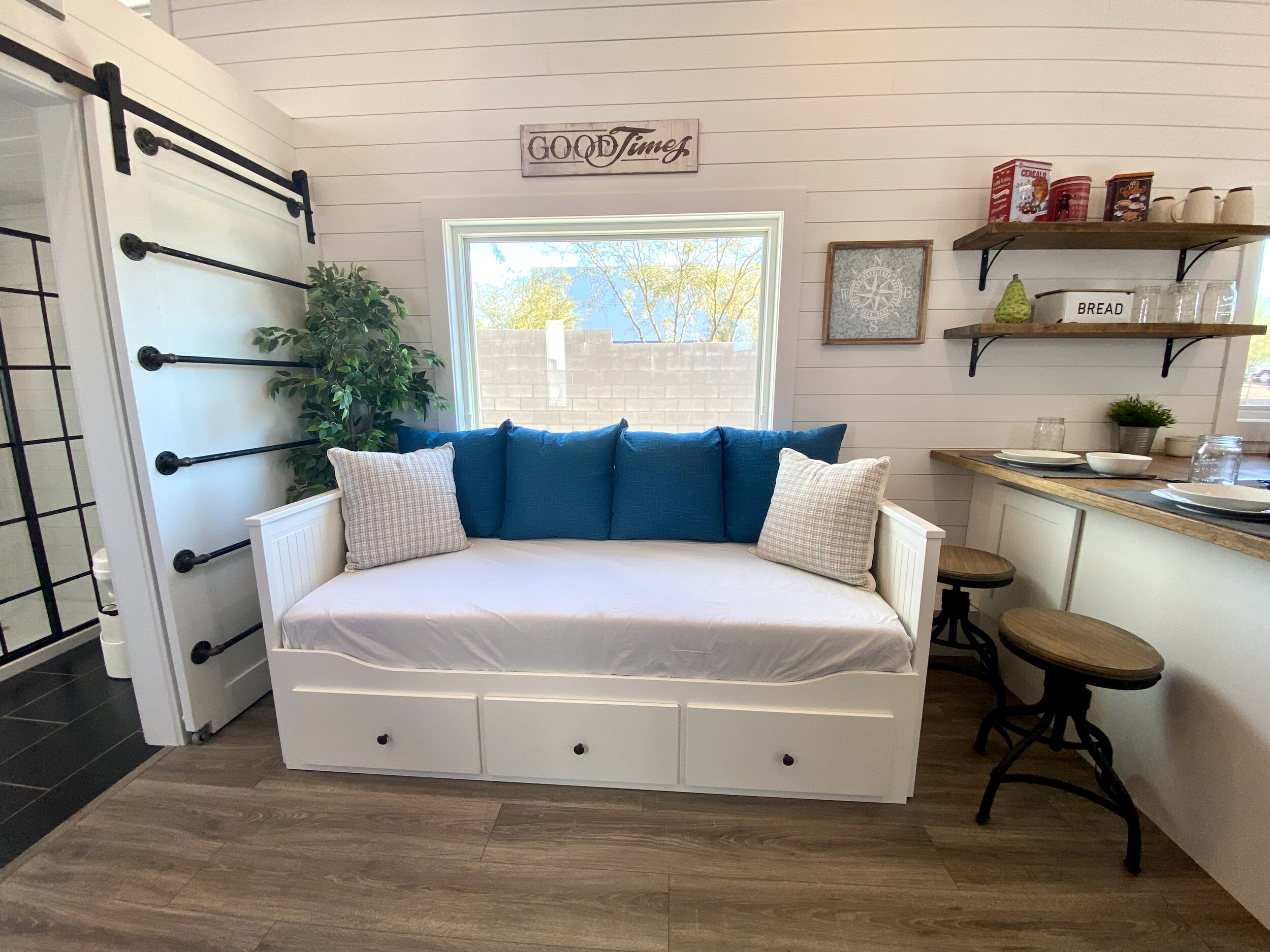 THE CHÂTEAU thumbnail 19