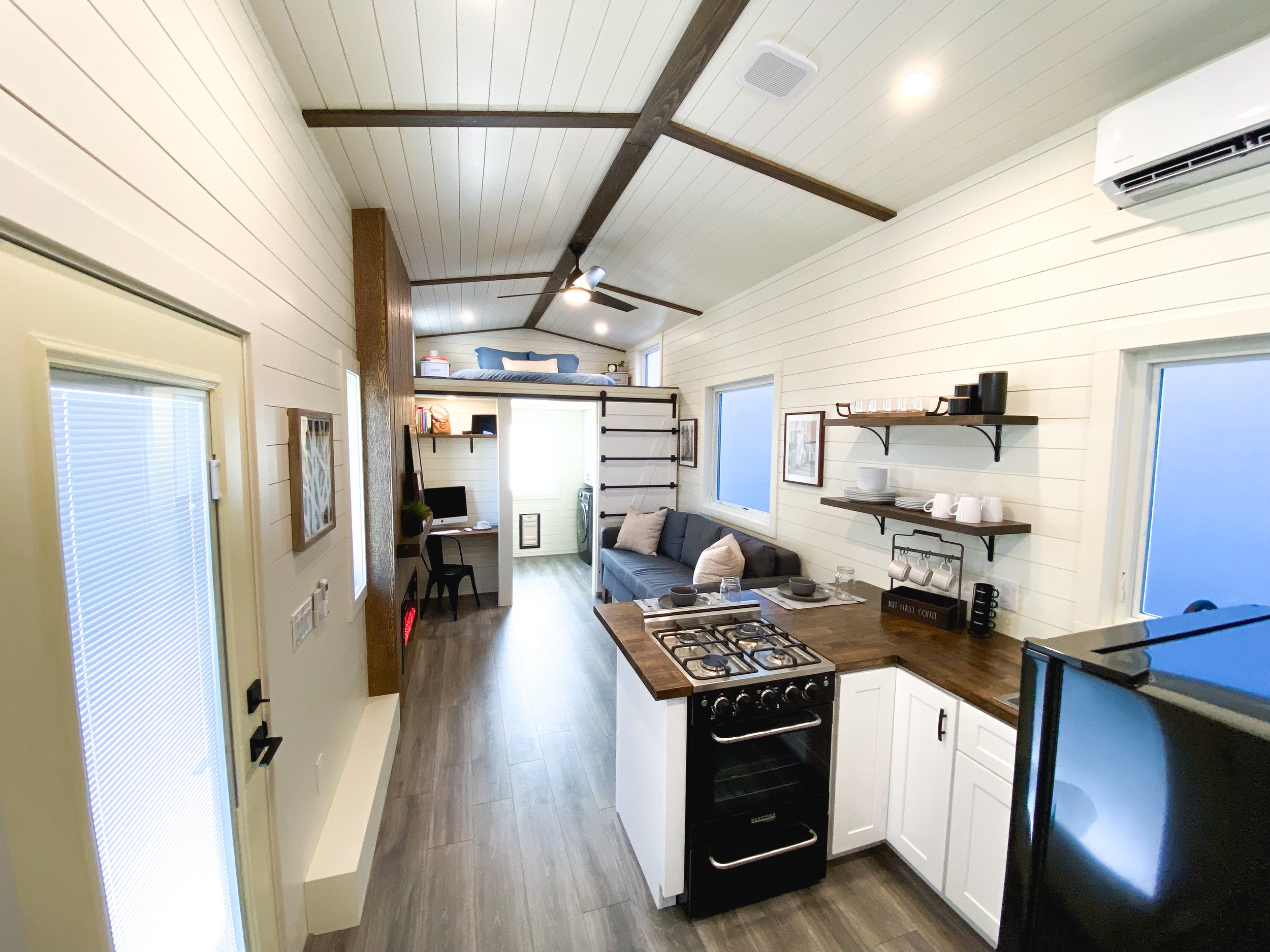 THE CHÂTEAU thumbnail 40