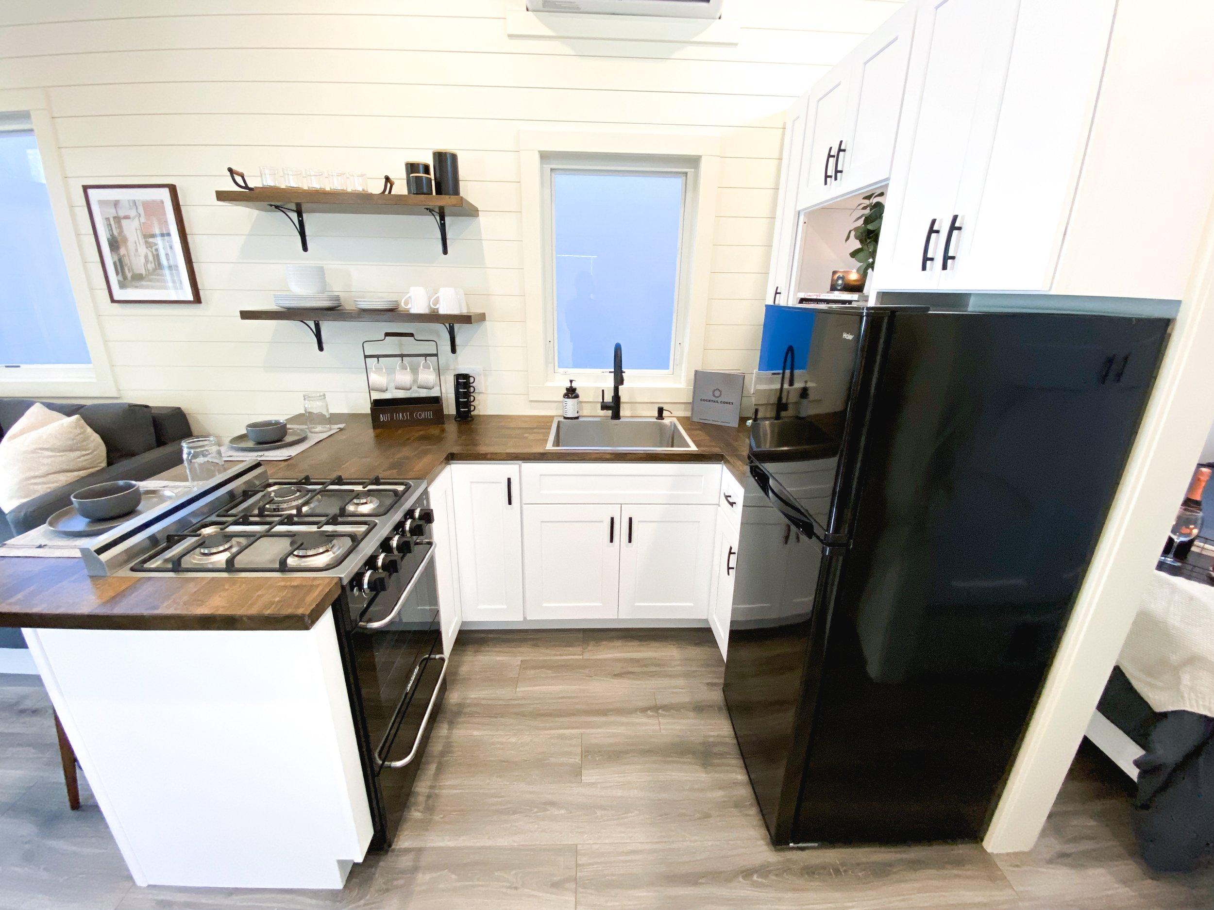 THE CHÂTEAU thumbnail 44