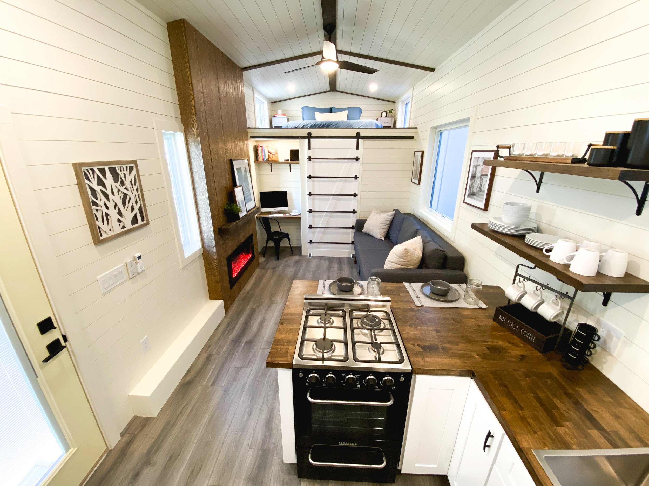 THE CHÂTEAU thumbnail 46