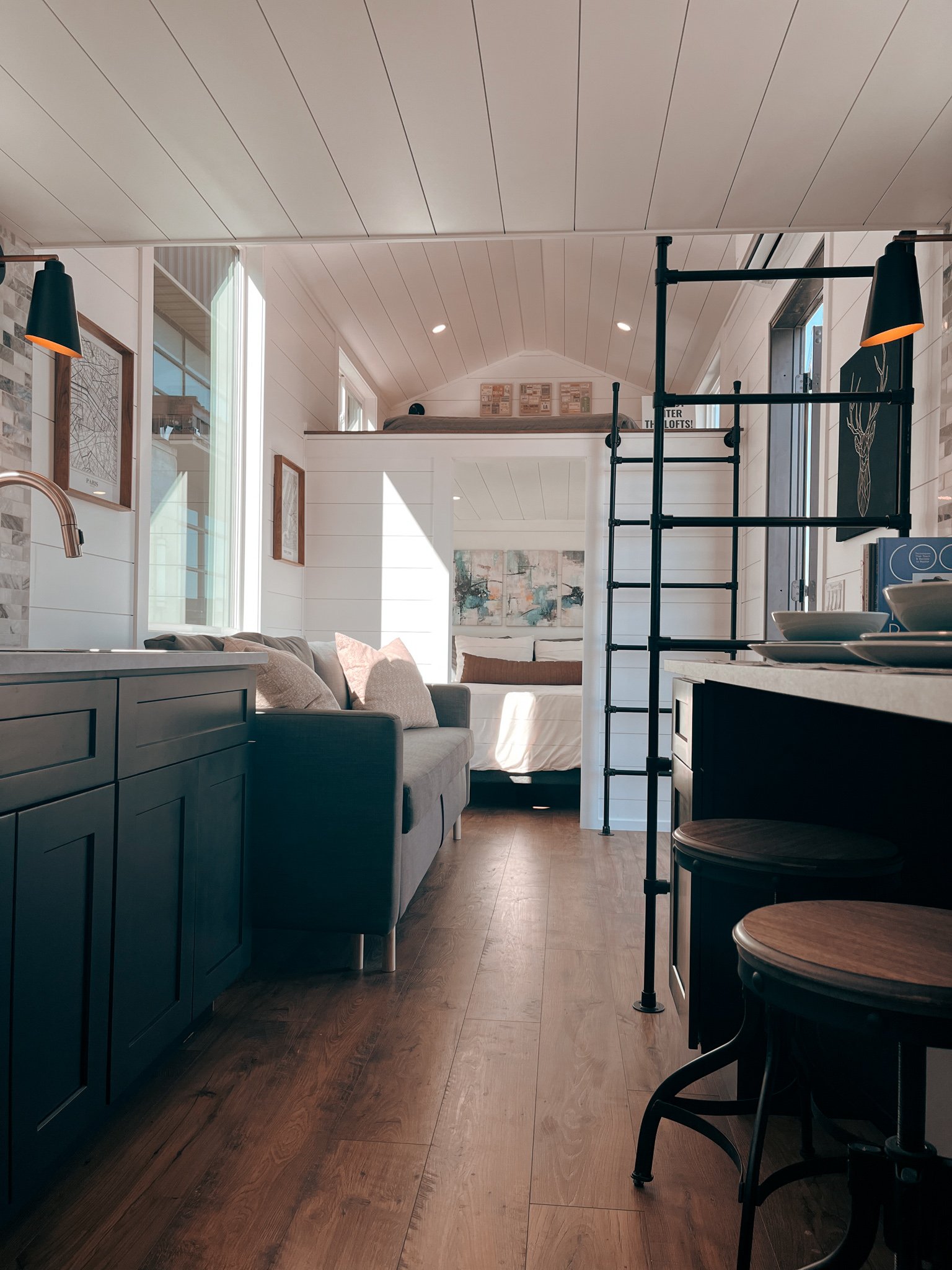 THE ESTATE thumbnail 4