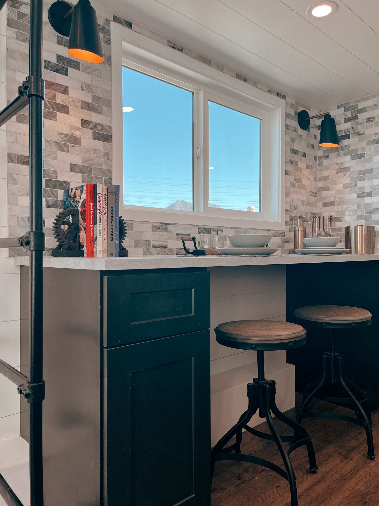 THE ESTATE thumbnail 5