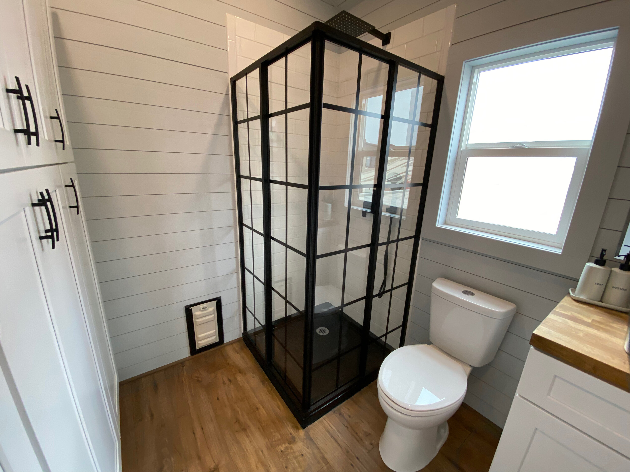 THE FLAT thumbnail 32