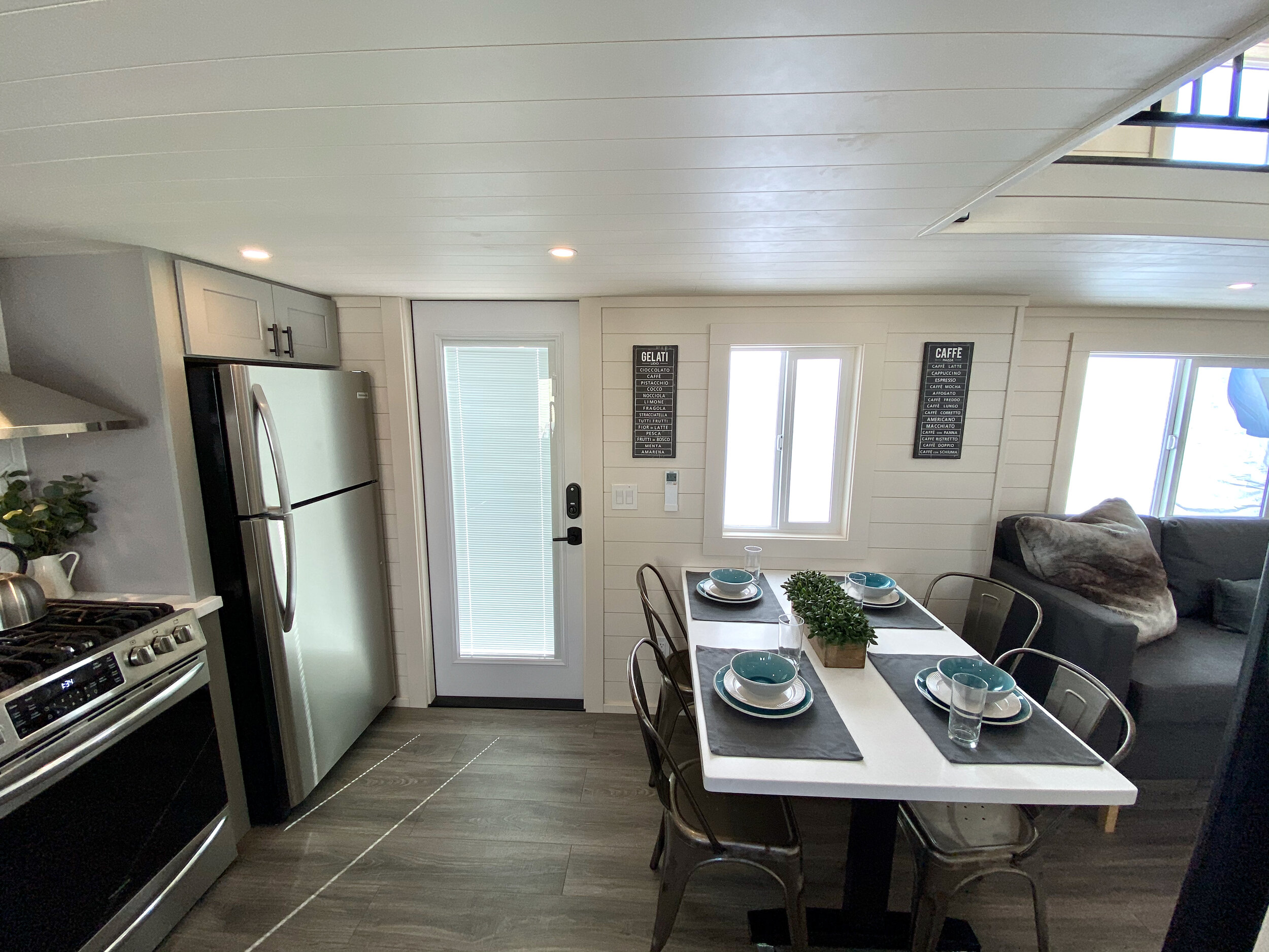 THE MANOR thumbnail 18