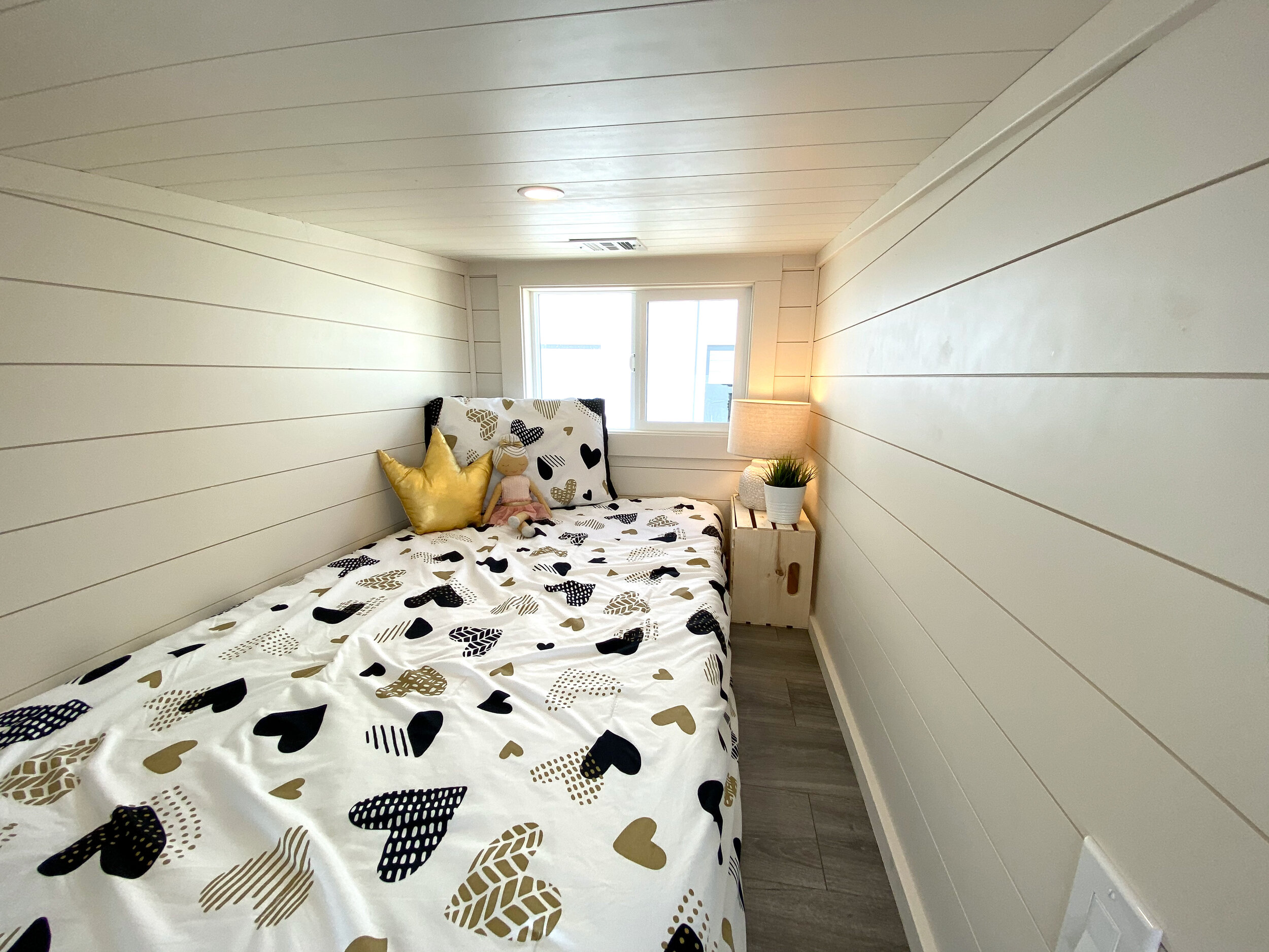 THE MANOR thumbnail 32