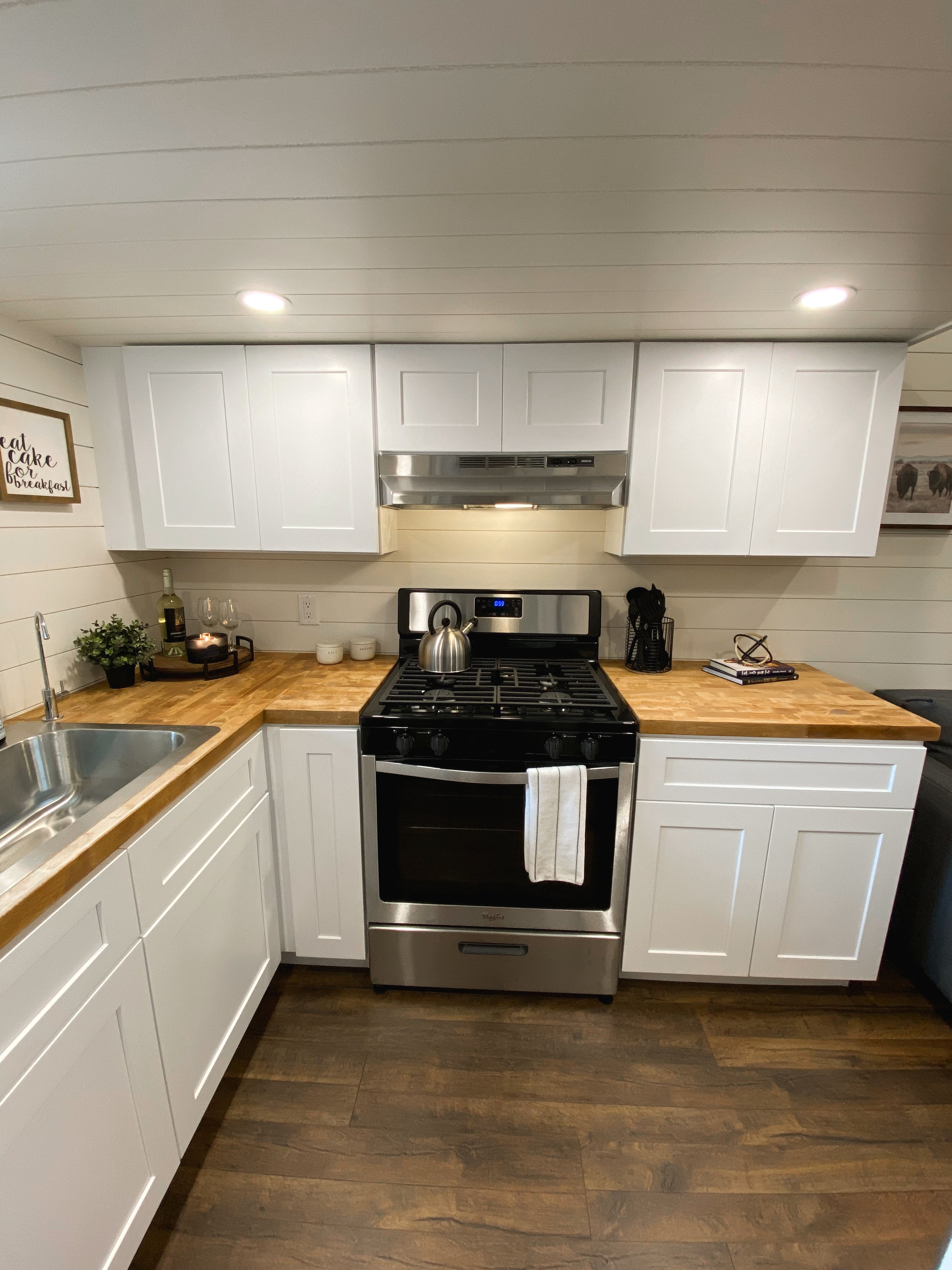 THE MANSION ELITE thumbnail 110