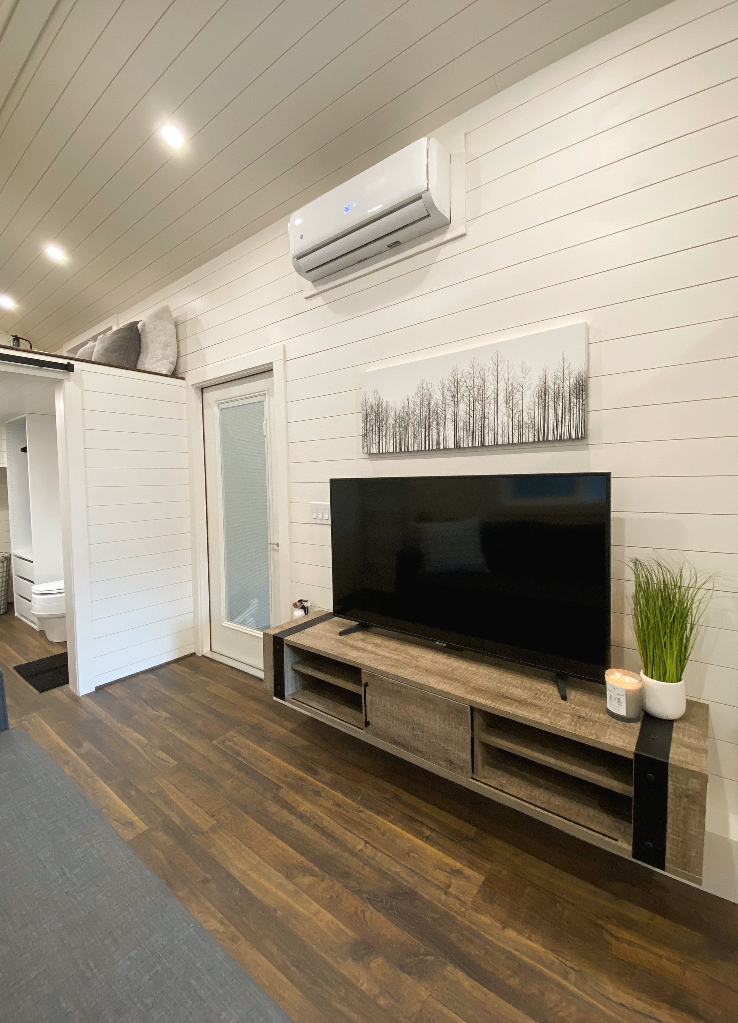 THE MANSION ELITE thumbnail 122