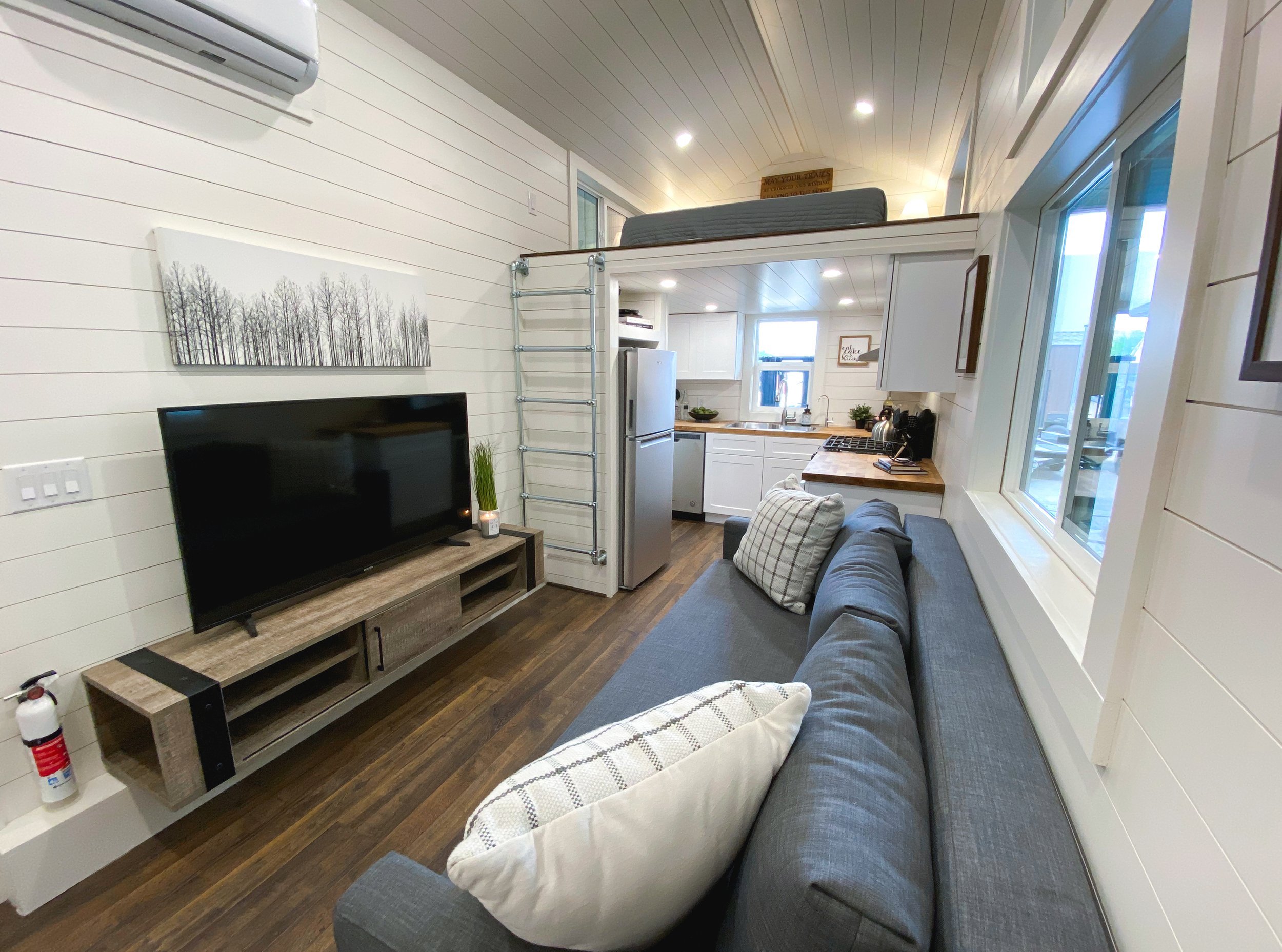 THE MANSION ELITE thumbnail 126