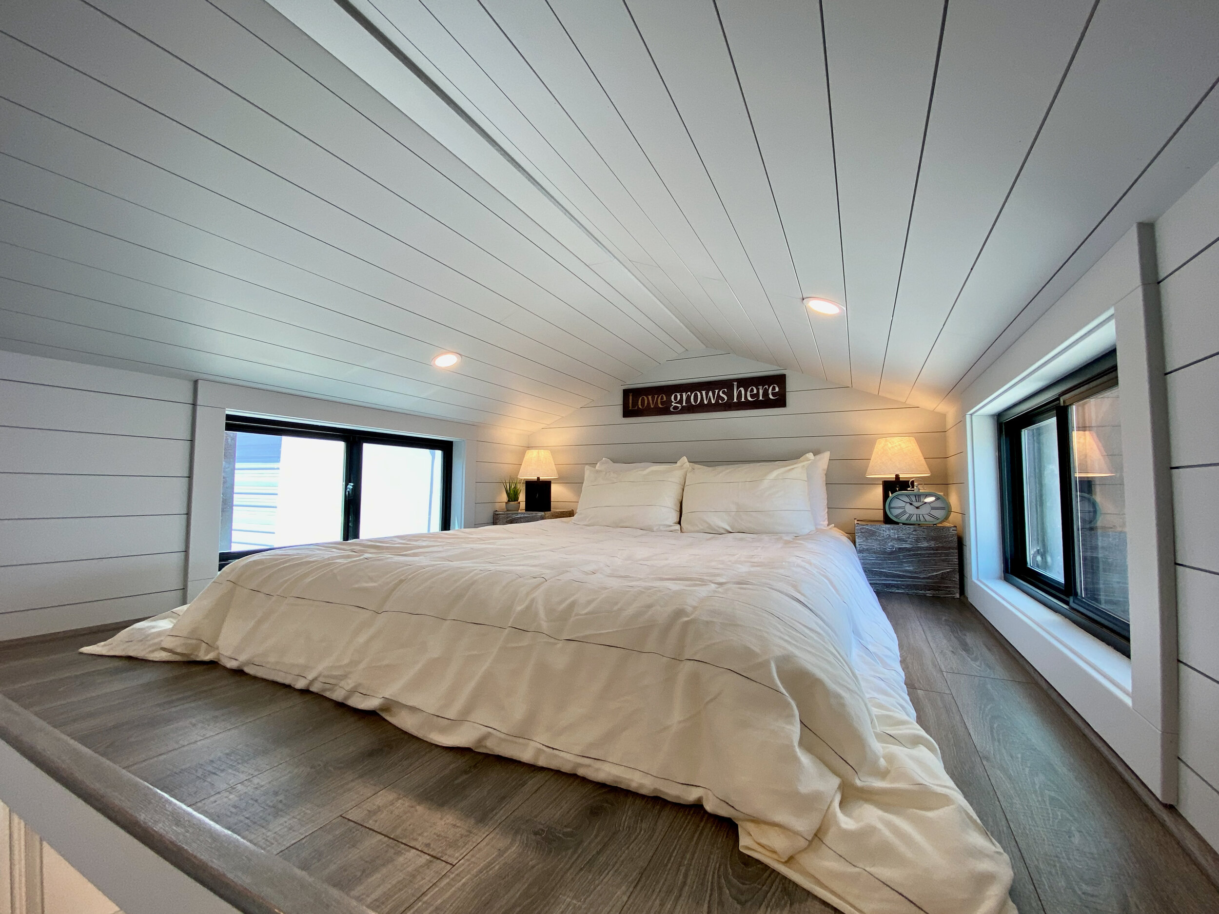 THE MANSION ELITE thumbnail 90