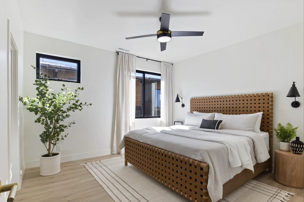 Solitude thumbnail 11