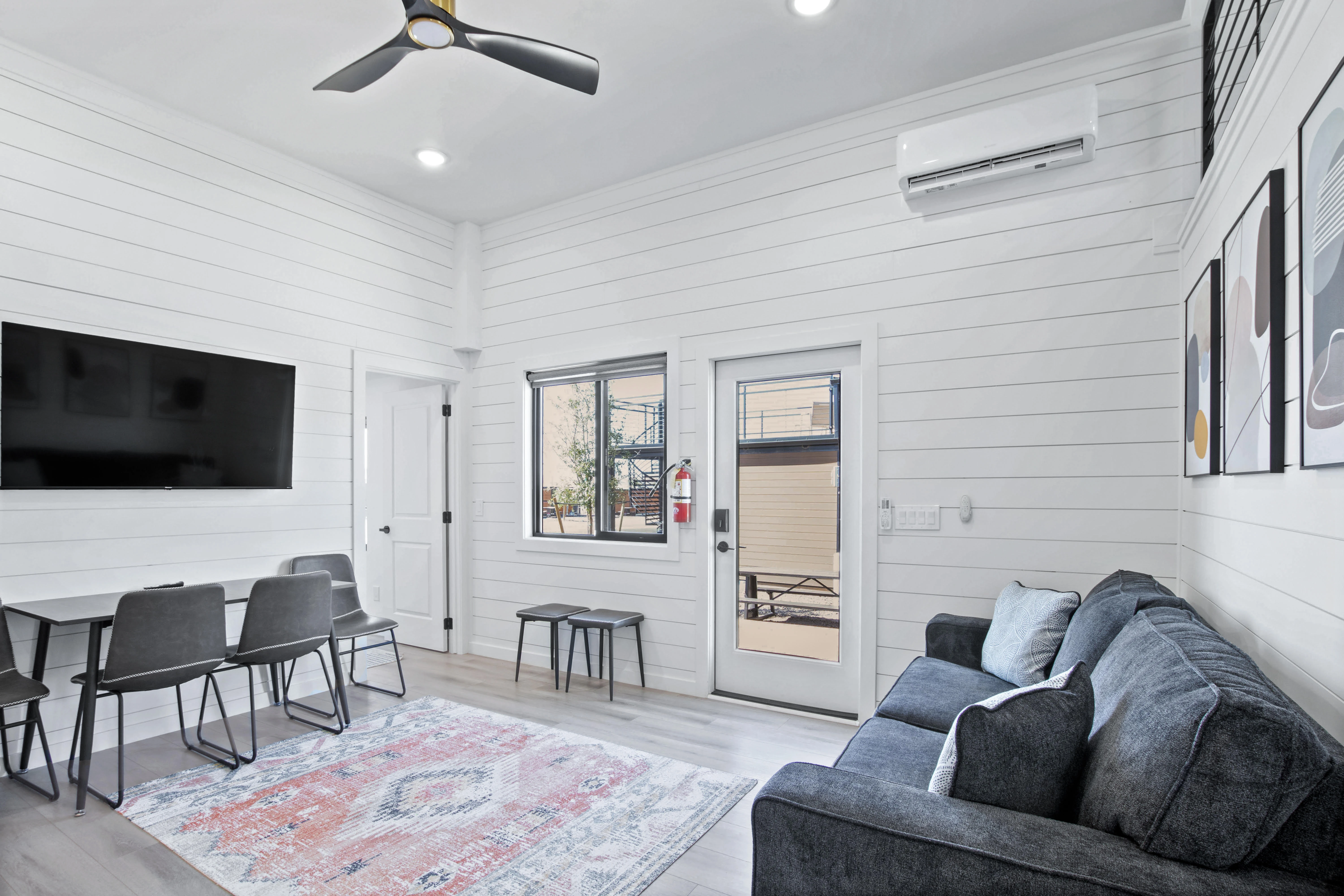 YELLOWSTONE POD thumbnail 11