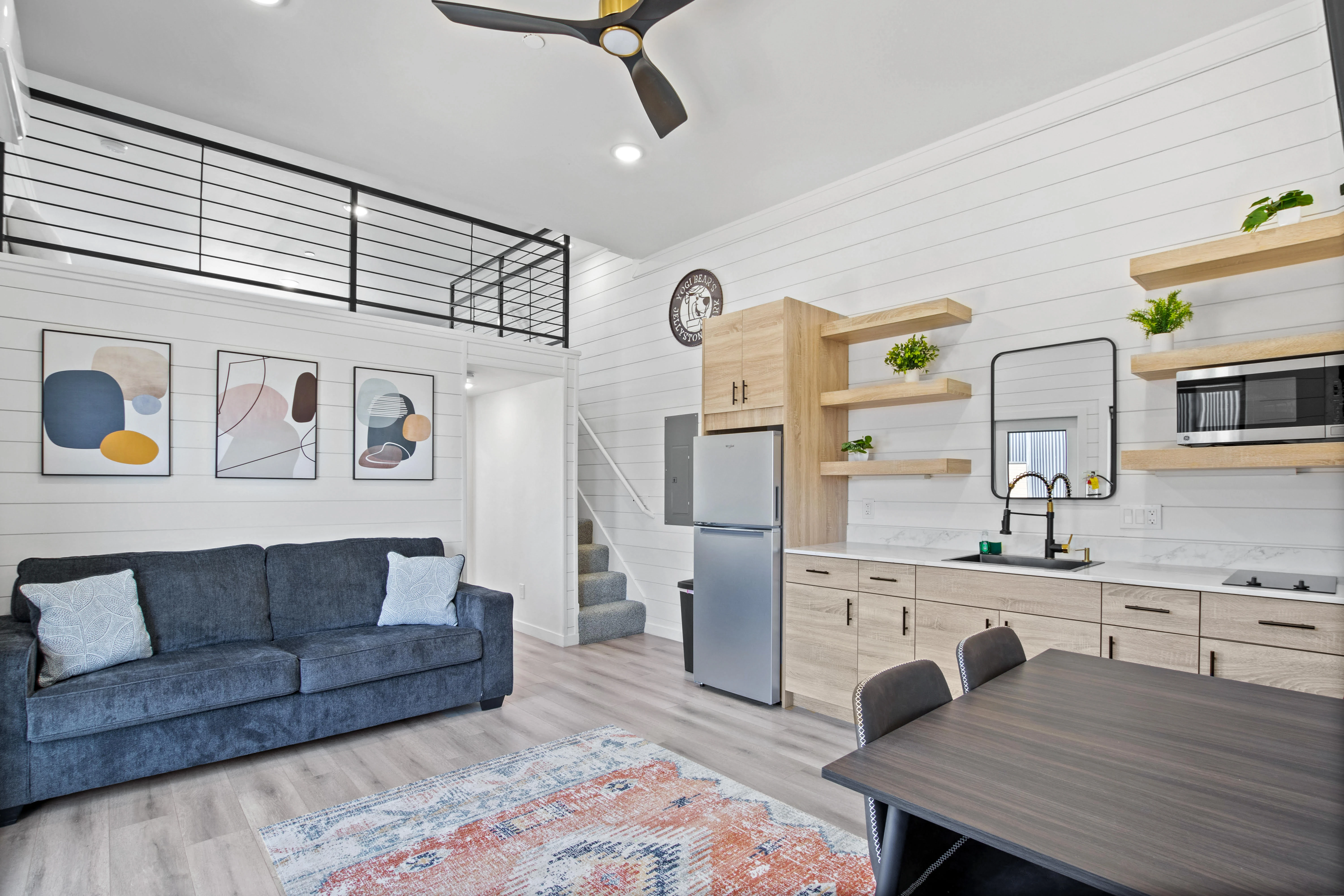 YELLOWSTONE POD thumbnail 12