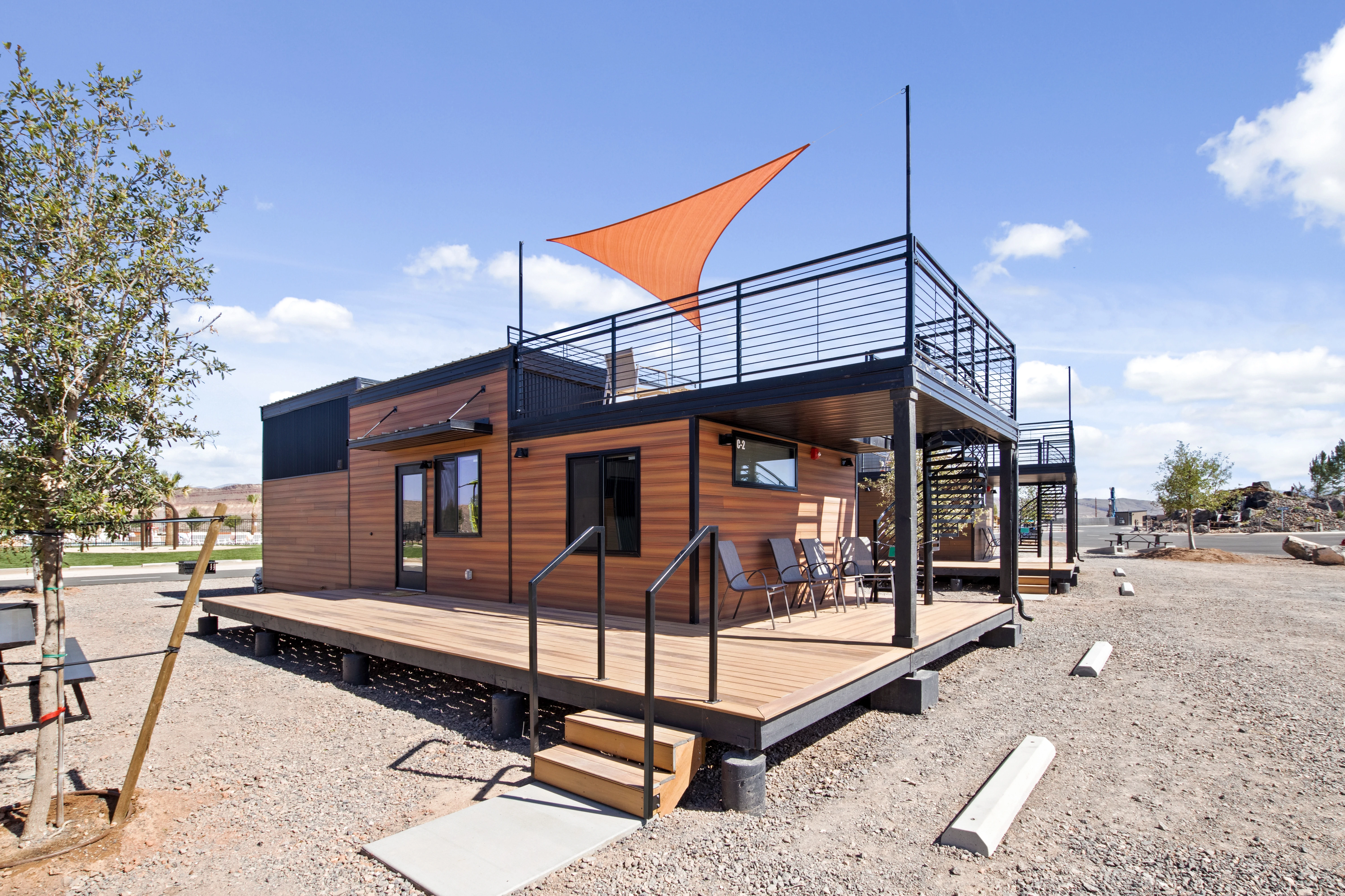 YELLOWSTONE POD thumbnail 13